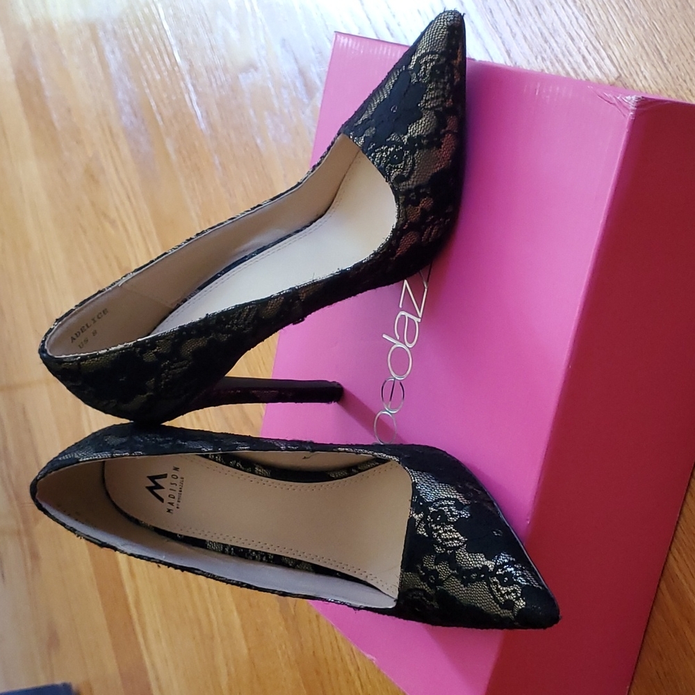 Heels - Picture 2 of 2